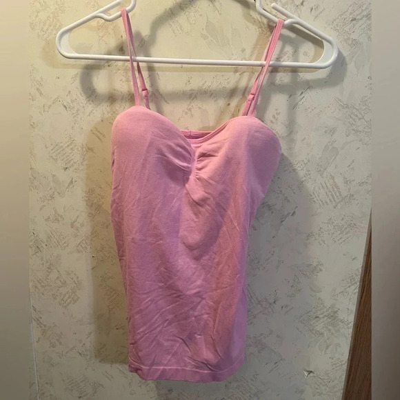 NO BOUNDARIES Tank Top - Picture 1 of 4